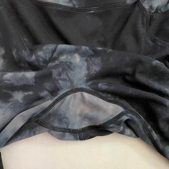 Alphalete Surface Power Pocket Leggings - Black/Grey - Picture 7 of 9